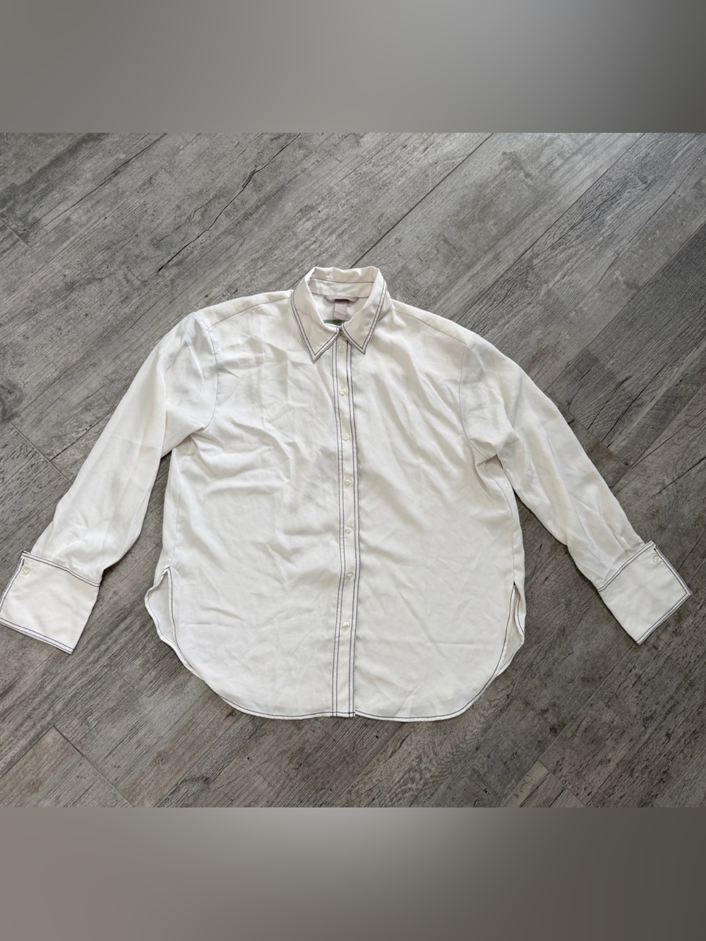 H&M Minimalist White Button-Down Shirt with Black Contrast Stitching Sz S NWT